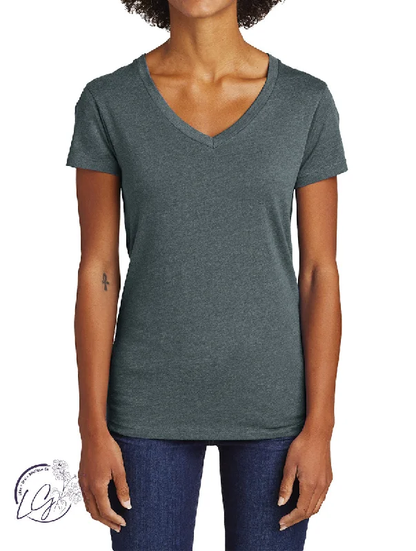 Signature Basic V-Neck Tee in Hth. Charcoal