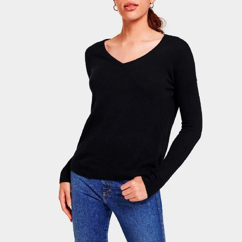 Essential Cashmere V-Neck (Black)