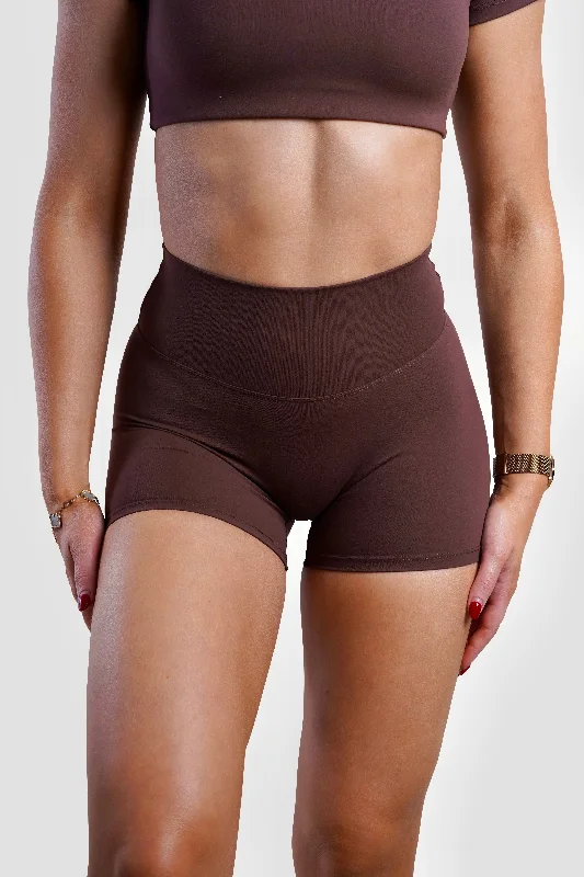 SLEEK SCRUNCH SHORTS -  ESPRESSO